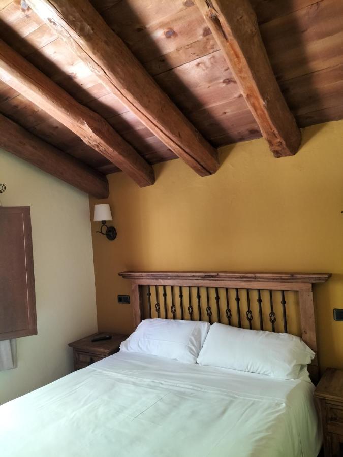 Hotel Molino Alto Aliaga Extérieur photo